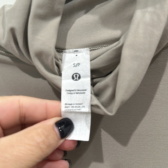 (6263) Wundermost Ultra-Soft Nulu Turtleneck Bodysuit in SMALL - Picture 6 of 9